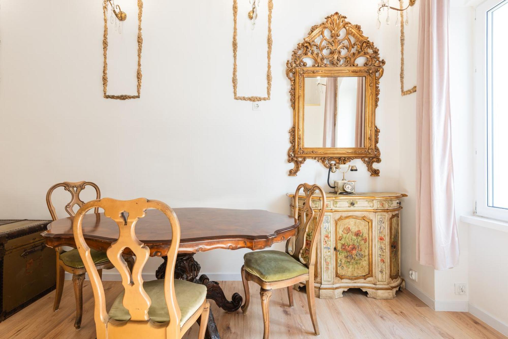 Historic Suite Next To The Castle Bari Exteriér fotografie